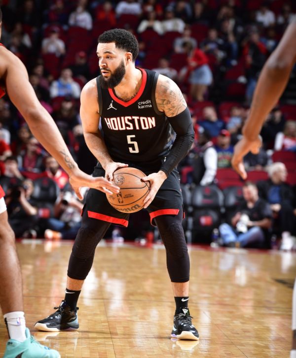 体育直击CBA：山西胜广厦 两连胜收官常规赛